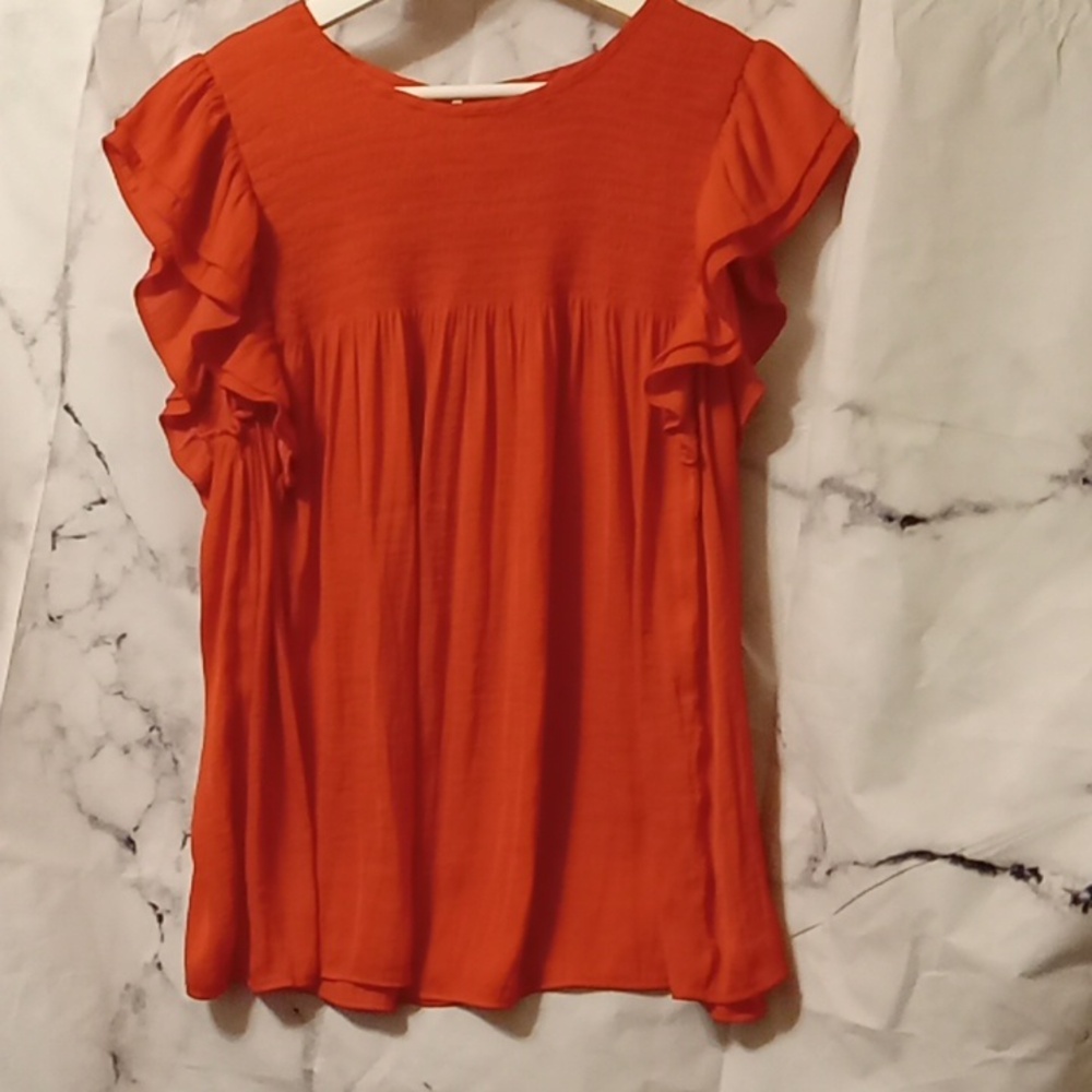 Pop sugar red blouse 1× 💜💜💜💜